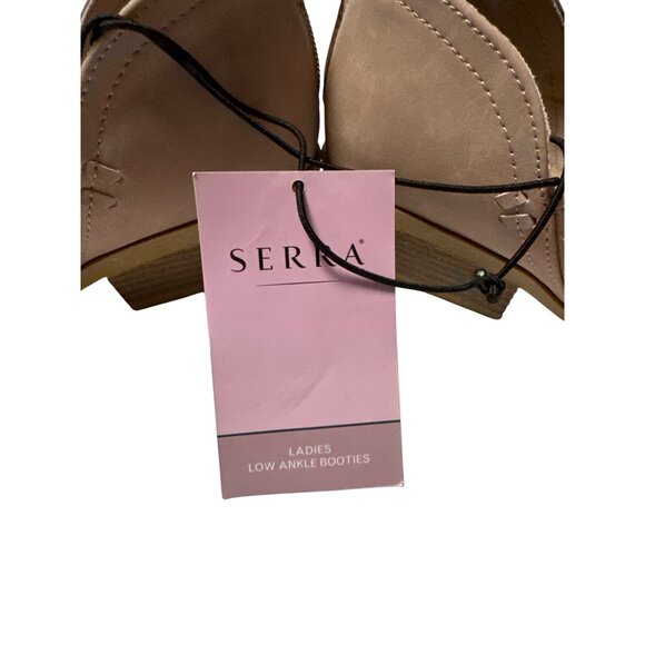 Serra Tan Ankle Booties With Back Zipper and Low Heel Women's Size 8 - Picture 8 of 14